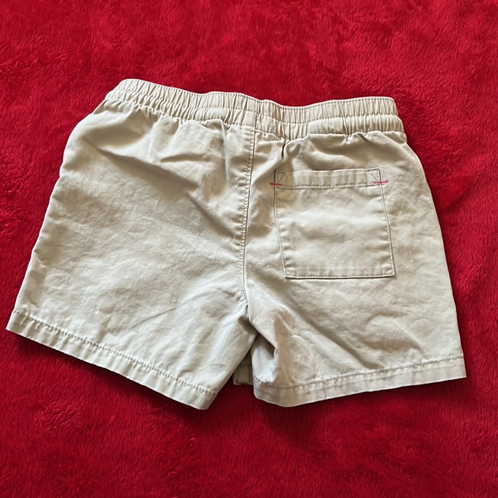 Cat & Jack 4t girls tan shorts - Picture 3 of 3